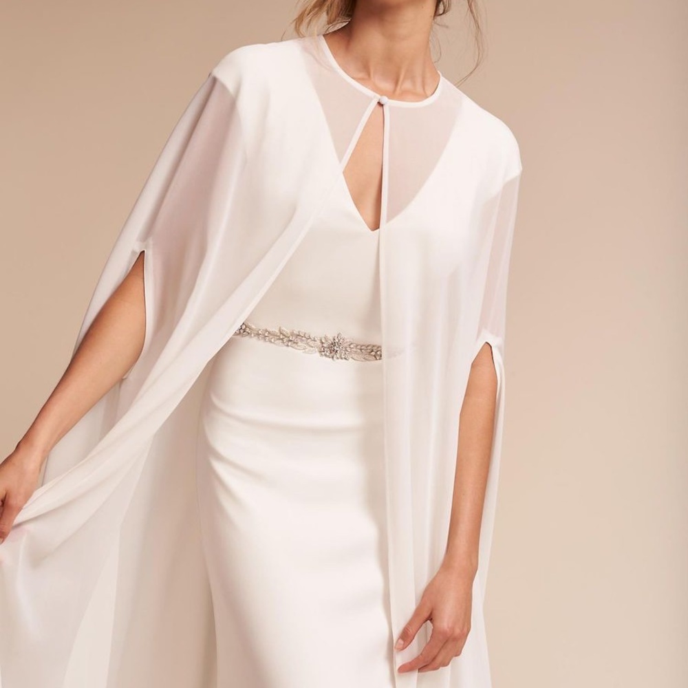 Dorrit Cape